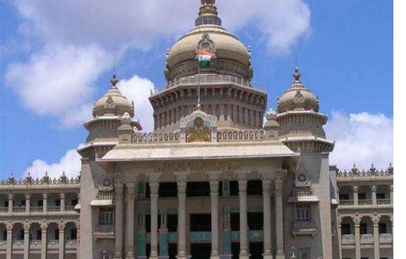 रमेश जार्किहोली सीडी स्कैंडल : लगातार हंगामे के कारण कर्नाटक विधानसभा अनिश्चित काल के लिए स्थगित